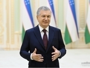 Mirziyoyev congratulates Pezeshkian on election victory