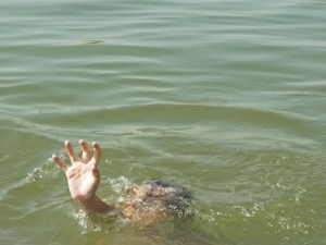 2 students drown in Samarkand pond