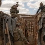 Britaniya muzlatilgan Rossiya aktivlarining bir qismini Ukrainaga o‘tkazishga tayyor