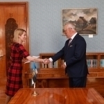 Estoniya Bosh vaziri iste’foga chiqdi