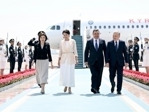 Kyrgyzstan president arrives in Uzbekistan