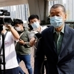 Gonkongda muxolif media magnat 20 yilga qamaldi