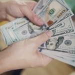 Dollarning rasmiy kursi yangilandi