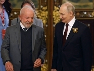 Лула Путинни Истанбулга боришга кўндирмоқчи