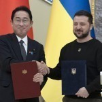 Navbat Kisidaga: Yaponiya Bosh vaziri ham Ukrainani siyladi