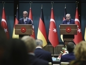 Эрдўған ва Мерц тортишиб кетди (видео) 