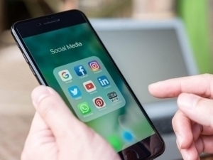 Norvegiya ham bolalarga ijtimoiy tarmoqlarni taqiqlamoqchi