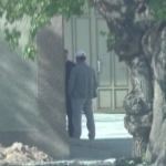 Samarqandda o‘qishga kiritishni va’da qilgan shaxs ushlandi (video)