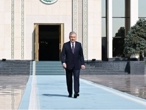 Мирзиёев Қозоғистонга жўнаб кетди