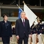 Yaponiya Bosh vaziri Shavkat Mirziyoyevni tantanali kutib oldi