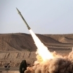 Eron Isroilga zarbalar yo‘llashni boshladi 