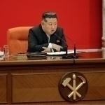 Kim Chen In Janubiy Koreyani “eng ashaddiy dushman” deb e’lon qildi