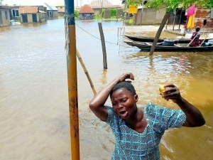 Nigeriyada suv toshqinlari kamida 49 kishining hayotiga zomin bo‘ldi, minglab odamlar uysiz qoldi