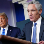 Трампнинг маслаҳатчиси ниқобларни фойдасизга чиқарди