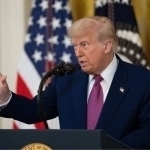 Tramp Eronni muzokaralarga qaytarishning yagona yo‘lini aytdi