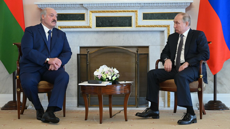 Путин ва Лукашенко ўртасидаги музокара беш соат ўтиб якунланди