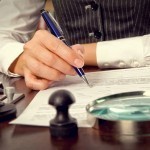 Нотариуслар ундирадиган тўловлар миқдори ўзгарди