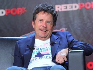 “Келажакка қайтиб” фильмидаги “Марти Макфлай” бедаво касаллик билан курашмоқда