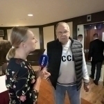 Lavrov Alyaskada “SSSR” yozuvi tushirilgan sviterda ko‘rinish berdi (video)