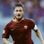 48 yoshli Totti futbolga qaytadimi?