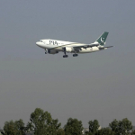 Покистонда Airbus А320 самолётининг қулаши вақтида олинган видеоси эълон қилинди