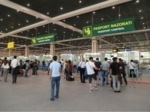 Алимент тўловчиларга чет элга чиқиш мумкин бўлди. Фақат…