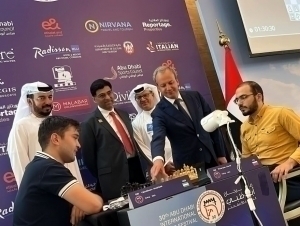 How much did Nodirbek Yaqubboev earn at the chess festival in the UAE?