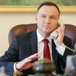 Россиялик пранкерлар Польша Президентини чув туширди