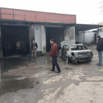 Avtomobillar ustaxonasida 3 ta mashina yonib ketdi 