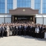 “Saboq oldim”. Erkinjon Turdimov sirdaryoliklar bilan xayrlashdi