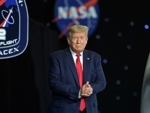 Трамп Ой ва Марсни эгалламоқчи