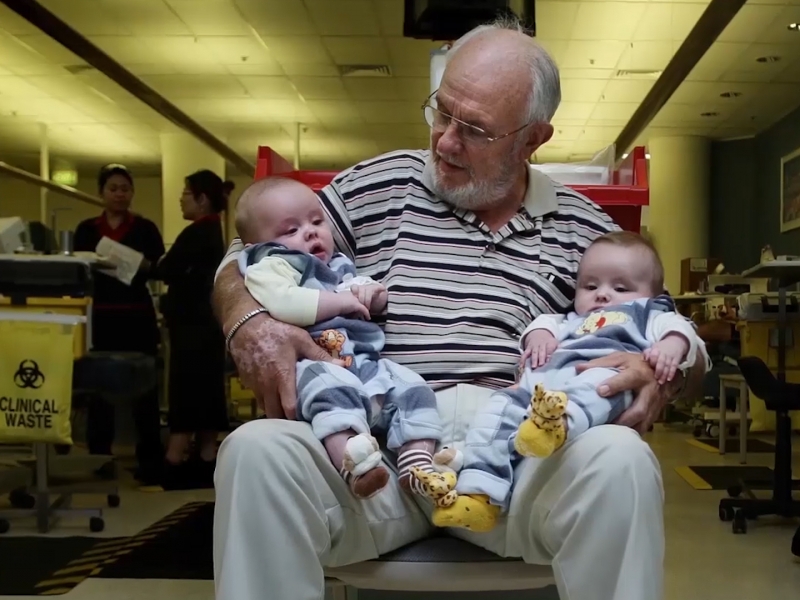 Qoni 2,4 mln chaqaloqni saqlab qolgan donor vafot etdi