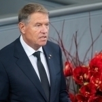 Руминия Президенти истеъфога чиқди