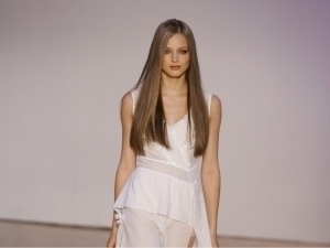 Fojiali o‘lim: Epshteyn fayllarida qozog‘istonlik qizning ismi bor