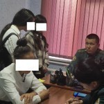 Булунғурда ўқувчи қизлар муштлашди