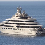 «Dilbar» superyacht of Usmanov was organized a search.
