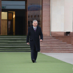 Mirziyoyev Navoiy viloyatiga jo‘nab ketdi