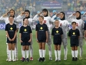 Eronlik futbolchilar xoinlikda ayblandi (video)