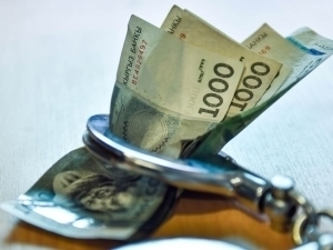 Қирғизистон амалдорларнинг таниш-билишчилик ва коррупцион йўлларини тўсмоқчи