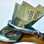 Qirg‘iziston amaldorlarning tanish-bilishchilik va korrupsion yo‘llarini to‘smoqchi