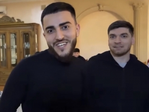 Россиялик блогерлар қозоқ аёлларини ҳақорат қилгани учун қамалди 