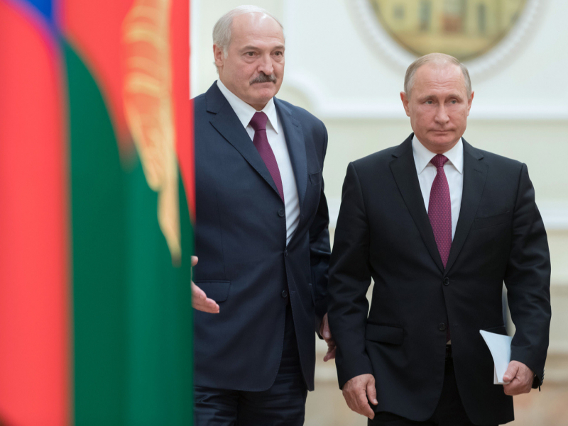Россия Беларусдаги сиёсий ғалаёнларга бефарқ қолмайди – Путин