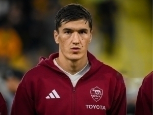 “Roma” extends contract with Shomurodov