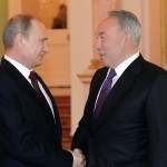 Putin Nazarboyevga sog‘ayib ketishini tiladi
