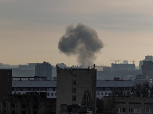 Киев осмонида 20 та ракета уриб туширилди