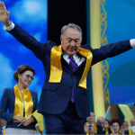 Энди Назарбоев ҳам куйлади