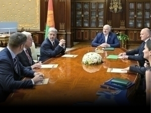 Lukashenko Trampning odami bilan uchrashdi (video)