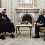 Putin Rossiya va Ukraina orasidagi dallol BAA Prezidentiga sim qoqdi