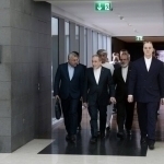 Eron va AQSH o‘rtasida yadroviy muzokaralar boshlandi