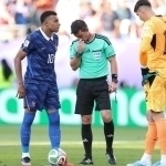 Собиқ FIFA ҳаками Танташев бошқарган ўйинни энг баҳсли деб атади